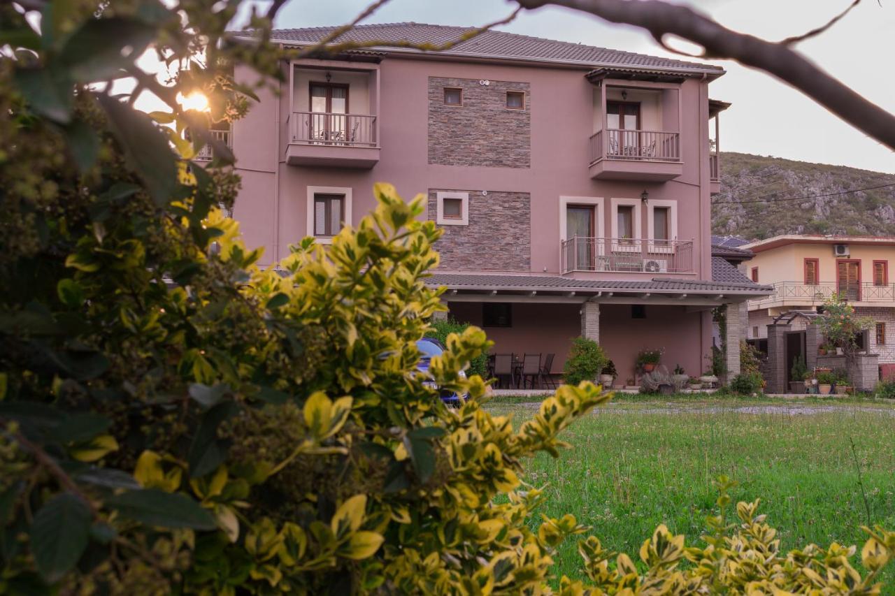 Akrolimnion Hotel อิโออันนินา ภายนอก รูปภาพ